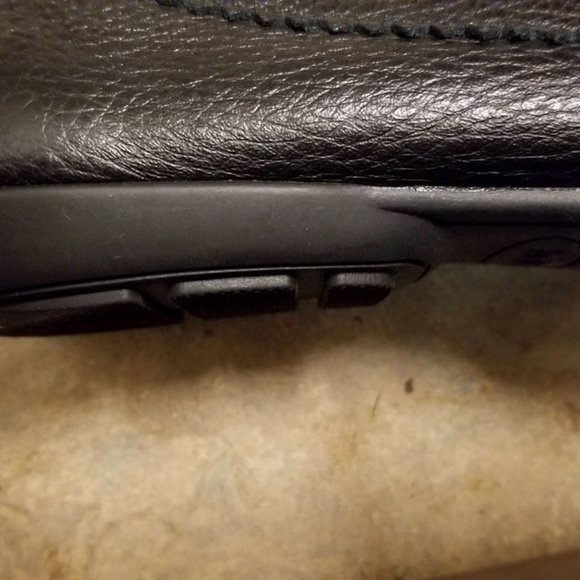 COACH Black Pebbled Leather Loafers Flats METAL LOGO 6.5. Rubber Sole. - Picture 4 of 5